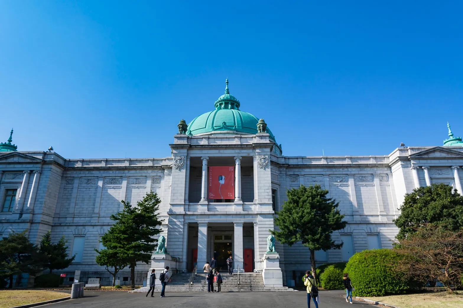 Walking route from Ueno Station to Hostel JAZ